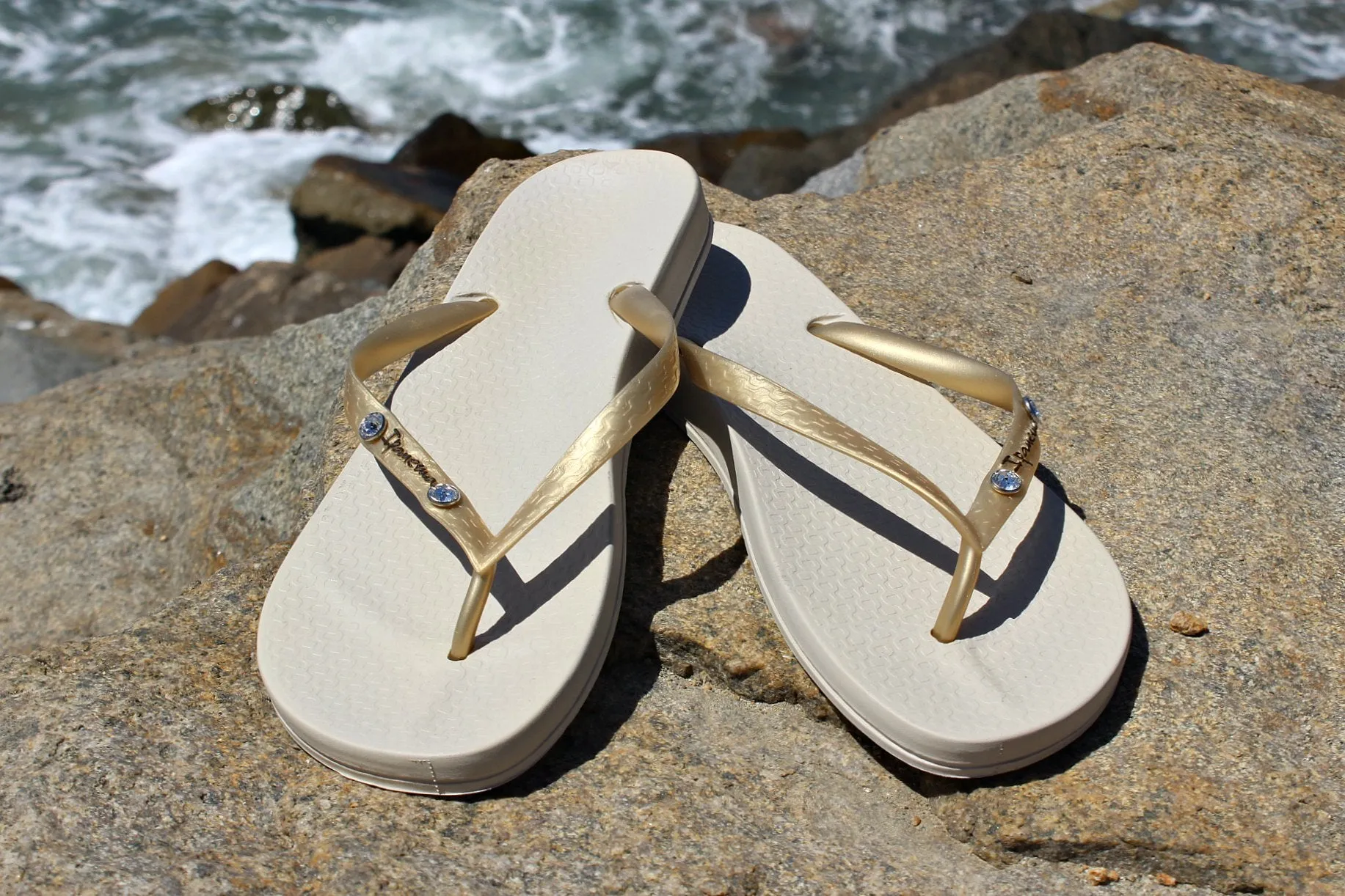 GB ORIGINAL!!  Ipanema Beige/Gold Flip Flop w/ Swarovski Crystals