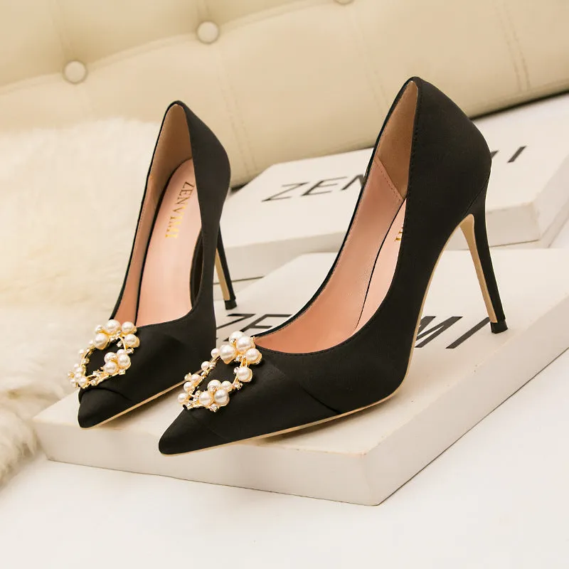 High Heels Pendant Pointed Stilettos