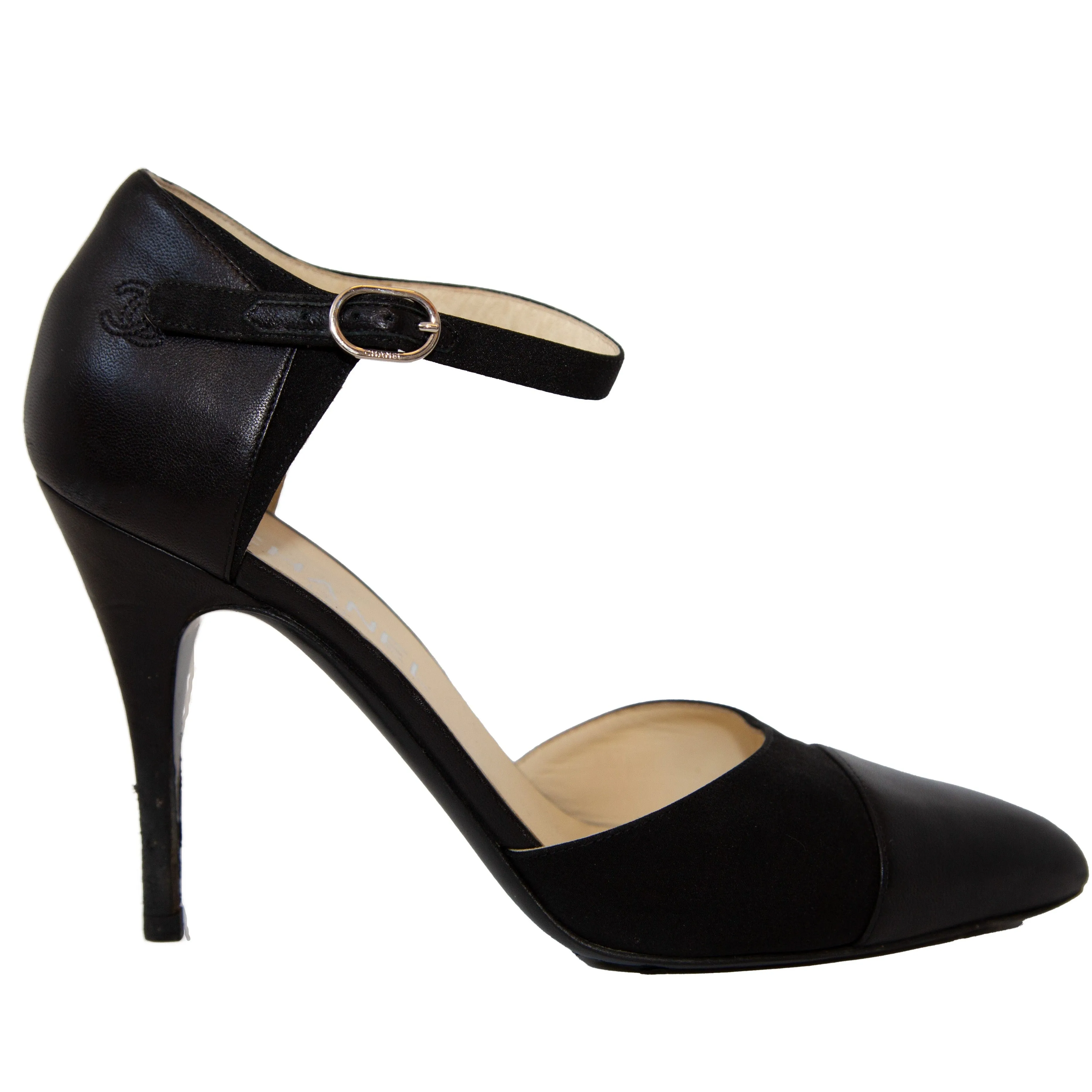 Pointed Toe Heel